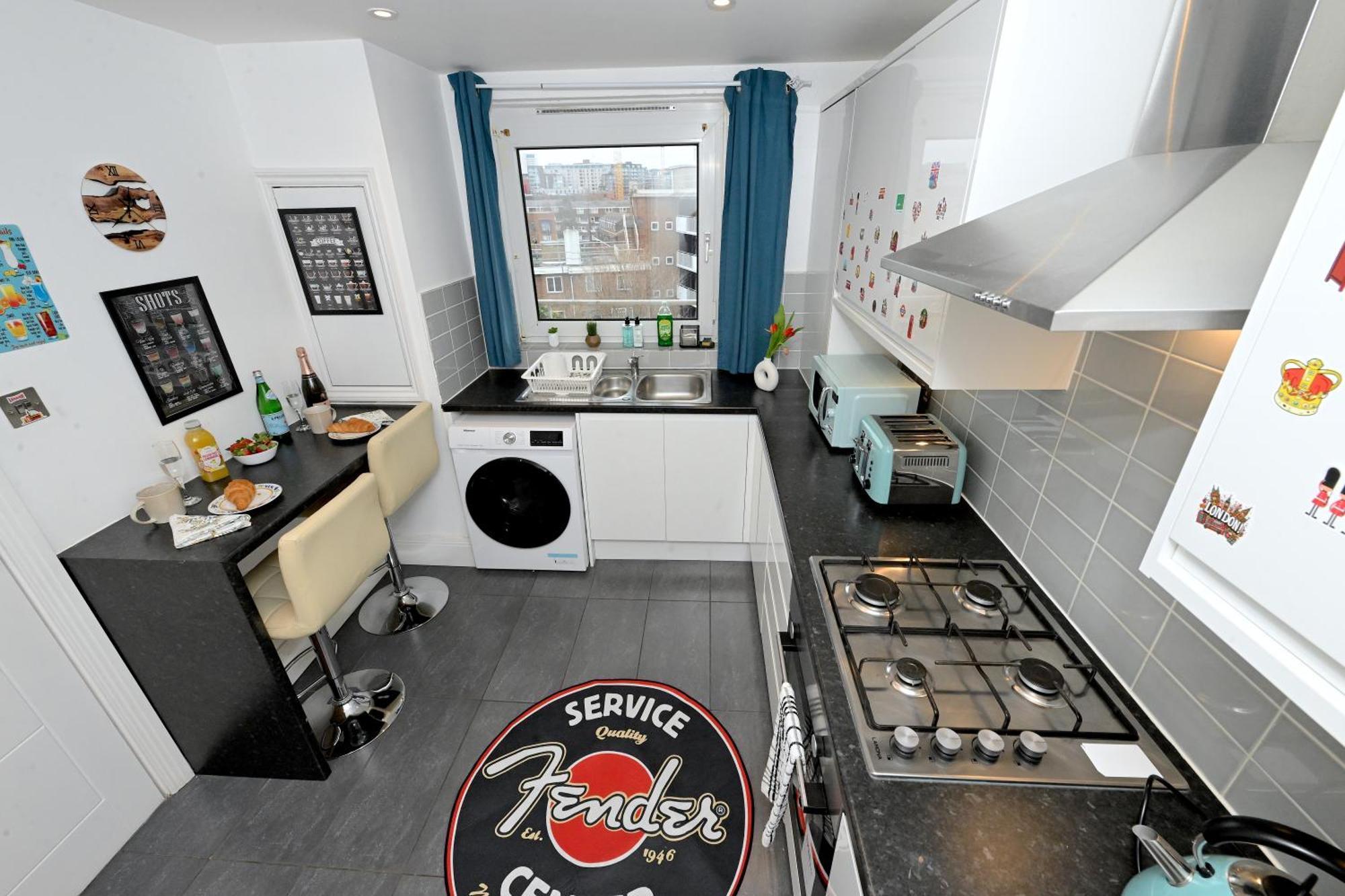 Superb 4 Bedroom Flat In The Heart Of Camden Town London Bagian luar foto