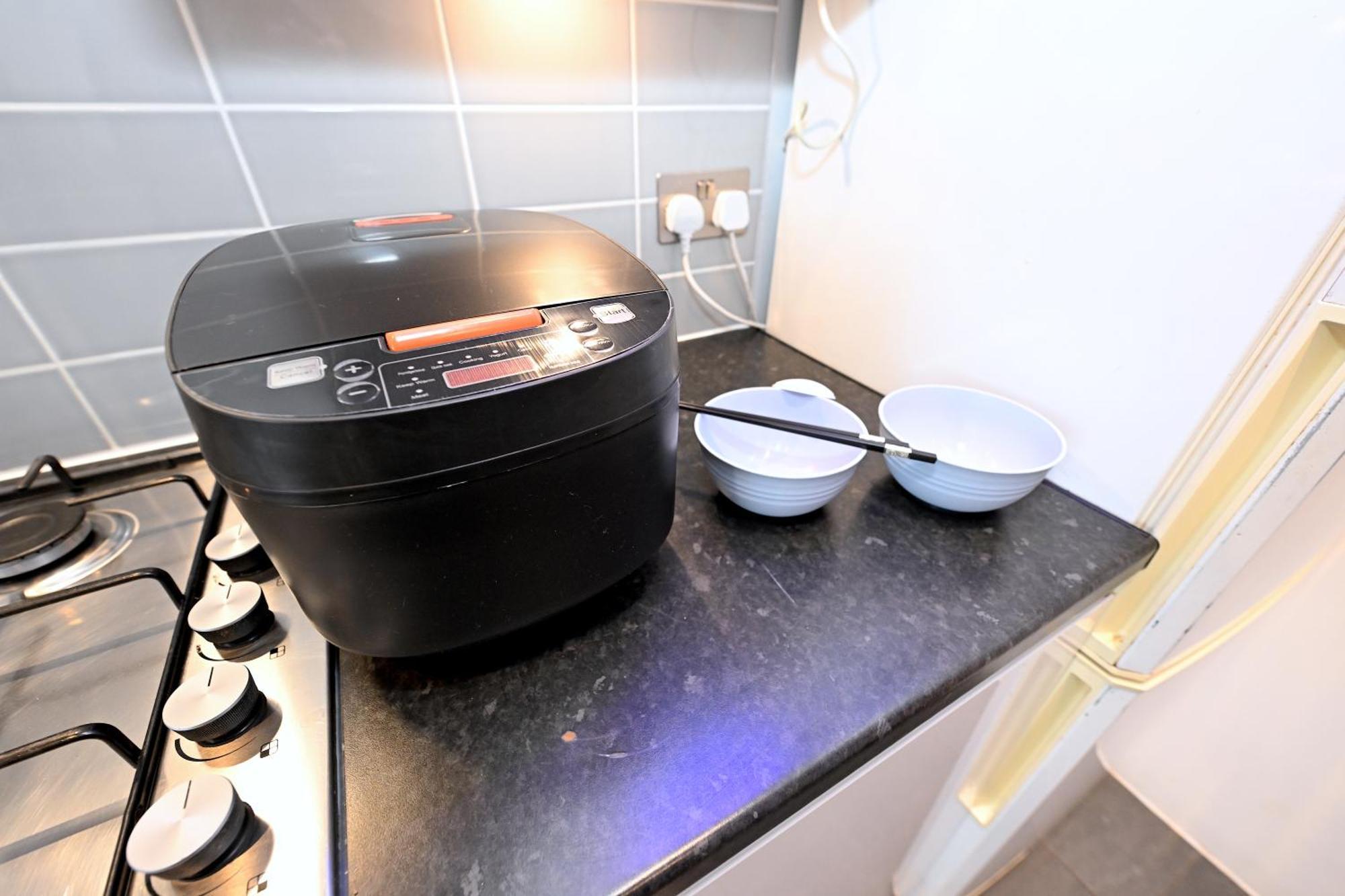 Superb 4 Bedroom Flat In The Heart Of Camden Town London Bagian luar foto