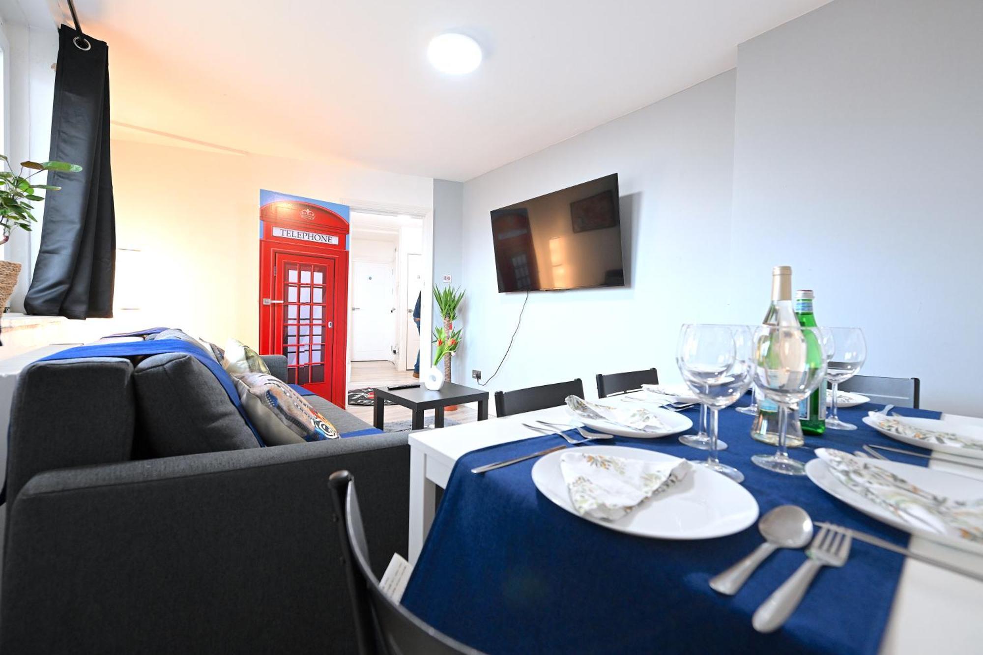 Superb 4 Bedroom Flat In The Heart Of Camden Town London Bagian luar foto