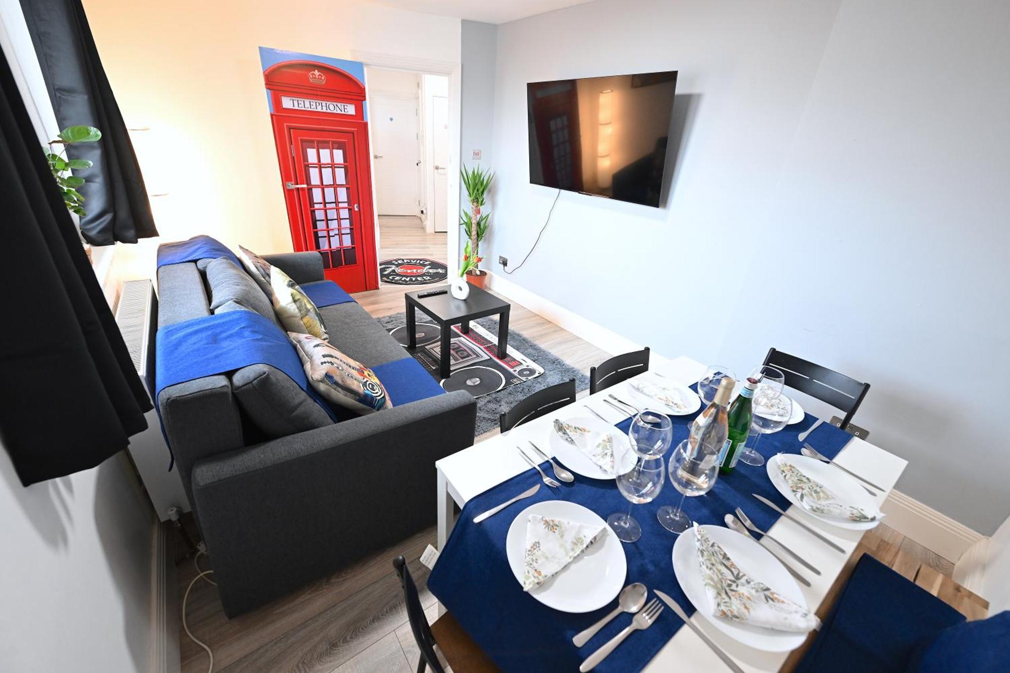 Superb 4 Bedroom Flat In The Heart Of Camden Town London Bagian luar foto