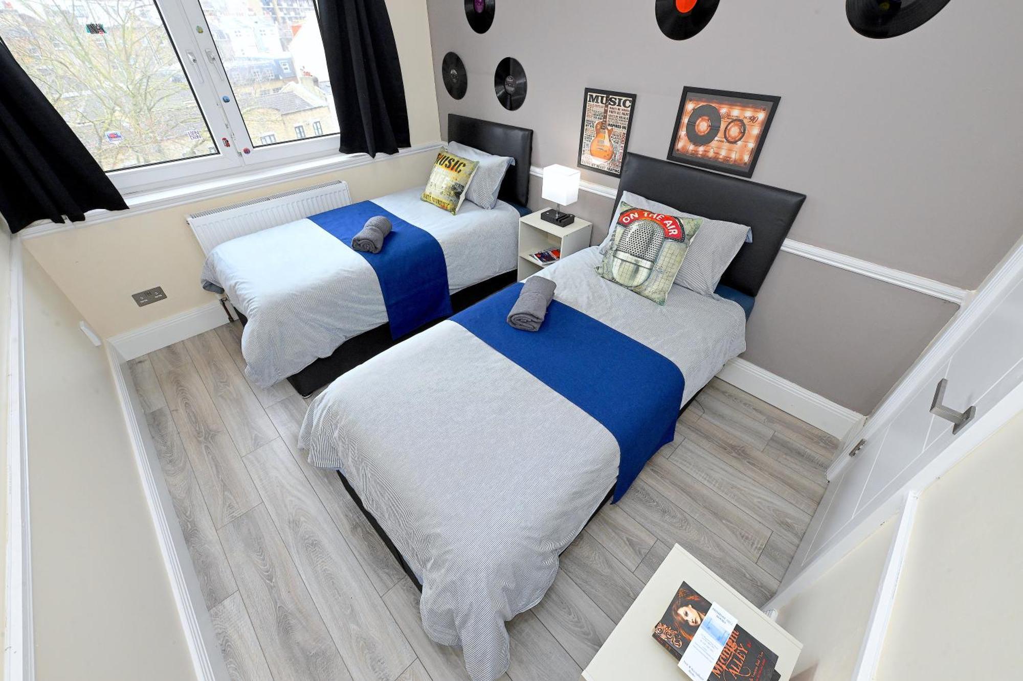 Superb 4 Bedroom Flat In The Heart Of Camden Town London Bagian luar foto