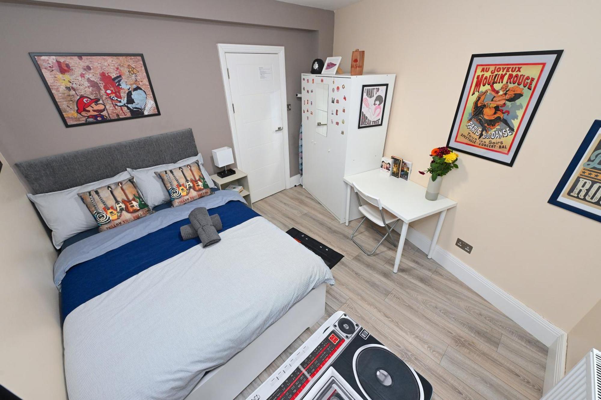 Superb 4 Bedroom Flat In The Heart Of Camden Town London Bagian luar foto
